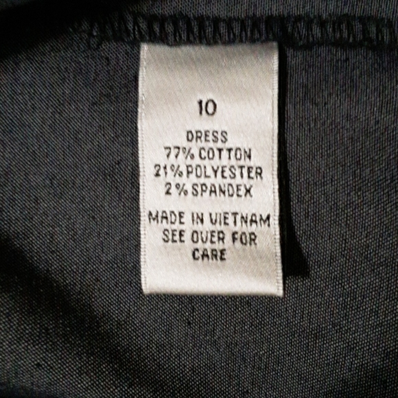 Dress - Picture 6 of 7